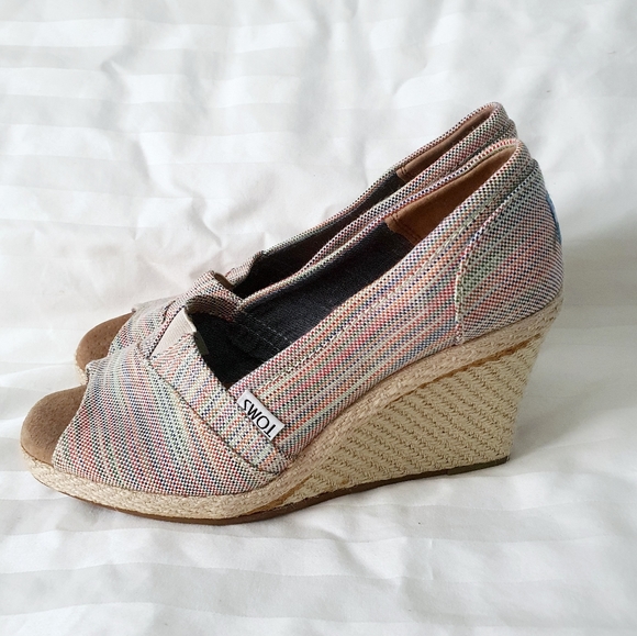 Toms Rainbow Stripe Wegde Peeptoe Shoe - Picture 2 of 12